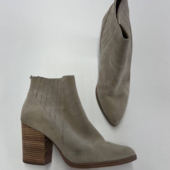 Marc Fisher Boots Womens 8.5 Grey Alva Suede Leather Bootie - Picture 1 of 12